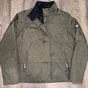 Vuori Womens Shasta Puffer Jacket Primaloft Insulated Size M Green